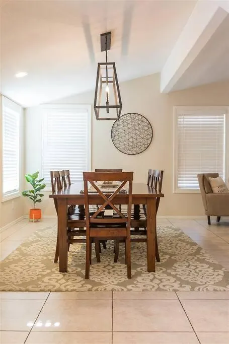 Private Paradise With Pool Heater, Spa, Billiards Avondale